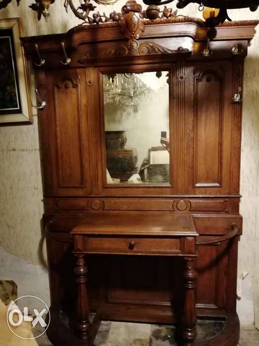 كونسول انتري تعليق ثياب فرنساوي مميز للغاية خشب سنديان انتيك قديم 1