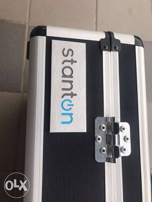 Stanton PRO DIGIPaCK 2 CD players w mixer w case 4