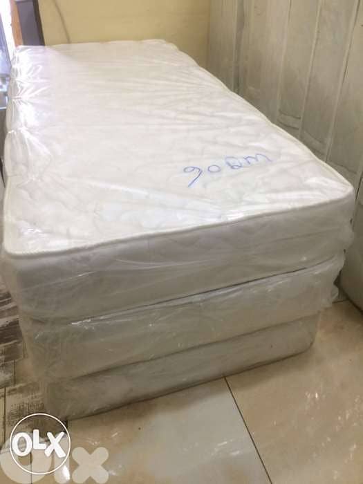 فرشه مفرد اسفنج مضغوط 0