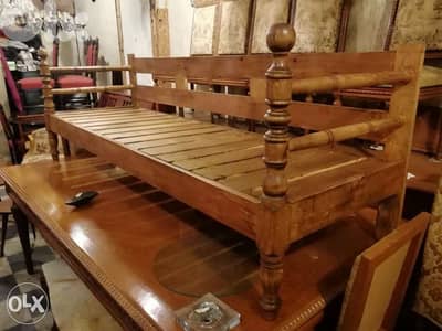 ديوان دشك صوفا عدد١ مد عربي شرقي خشب صافي شغل يدوي متين سعر مغري Sofa