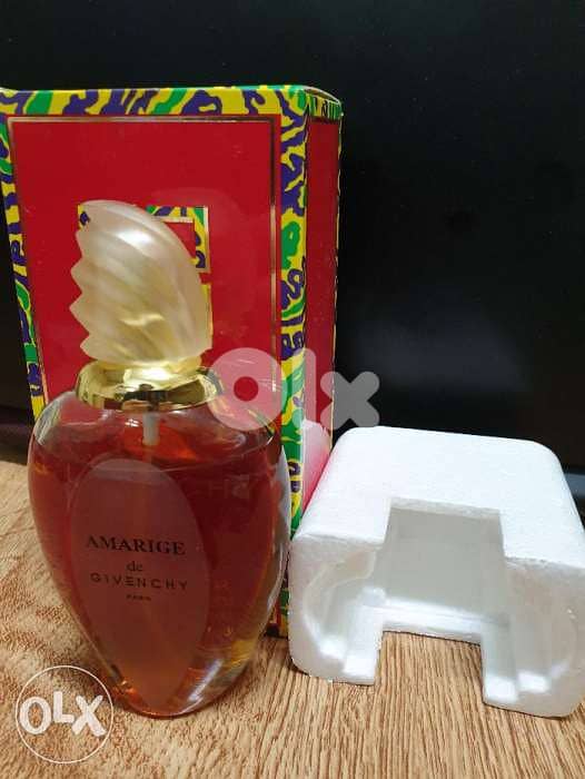 Amariage de Givenchy 0