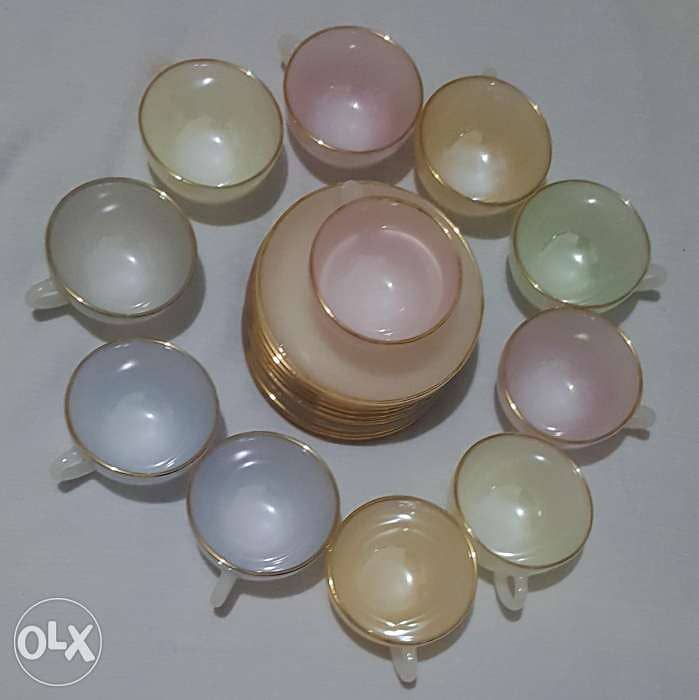 Pretty coffee cups verry hay quality 24k. gold plated 75 $ 1