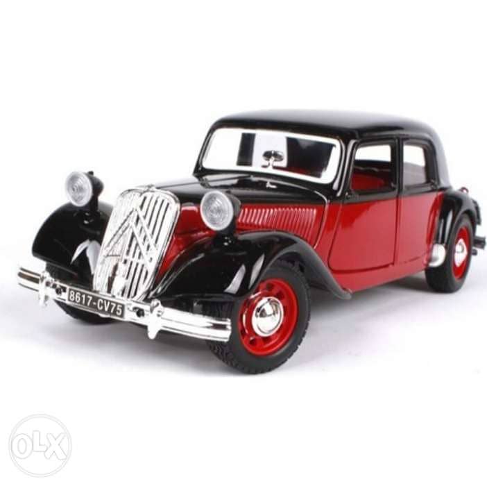Citroën 15CV(1938) diecast car model 1:24 0