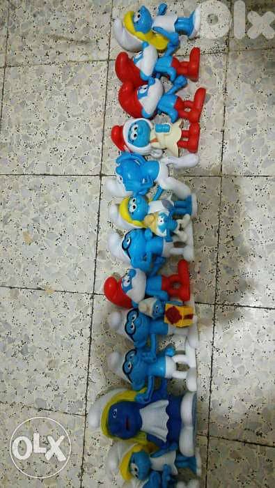 مجسمات سنافر. . 4