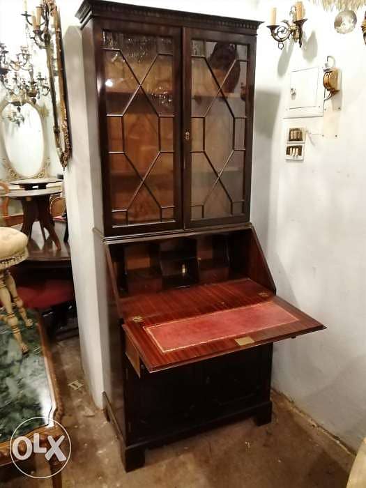 مكتبة ديسير فيترين انجليزي قطعة مميزة ولا اروع بسعر لقطة 1