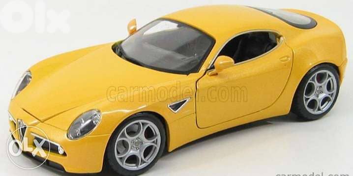 Alfa Romeo 8C Competizione diecast car model 1:18. 1