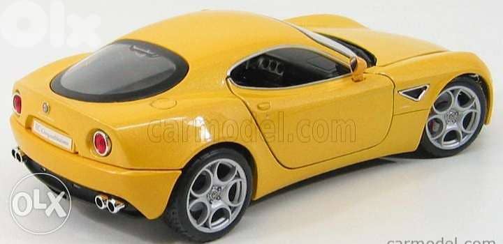 Alfa Romeo 8C Competizione diecast car model 1:18. 2