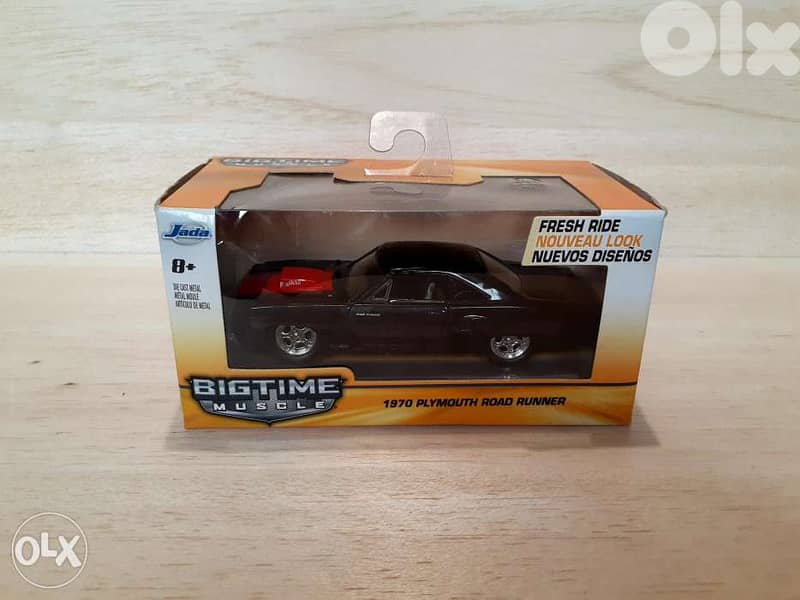'70 Plymouth Road Runner diecast car model 1:32. 5
