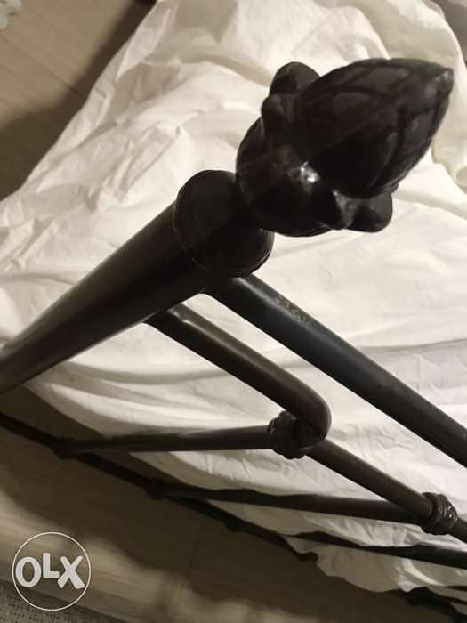 bed double iron Stella modern تخت مجوز حديد 2