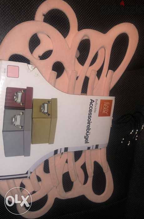 clothing for women, تعاليق للحجاب 3