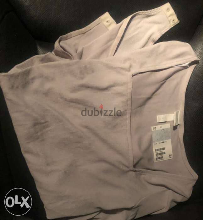 women clothes, top H and M brand, body, size M, white gray color 1