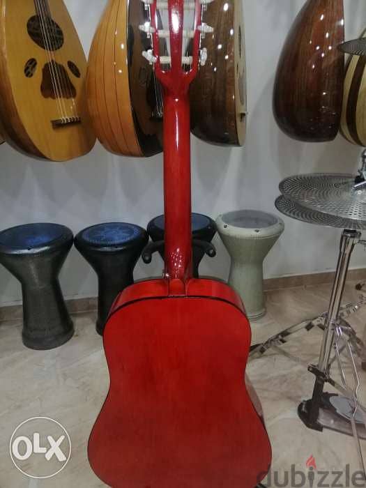 New classic guitars with bag and pics free 2