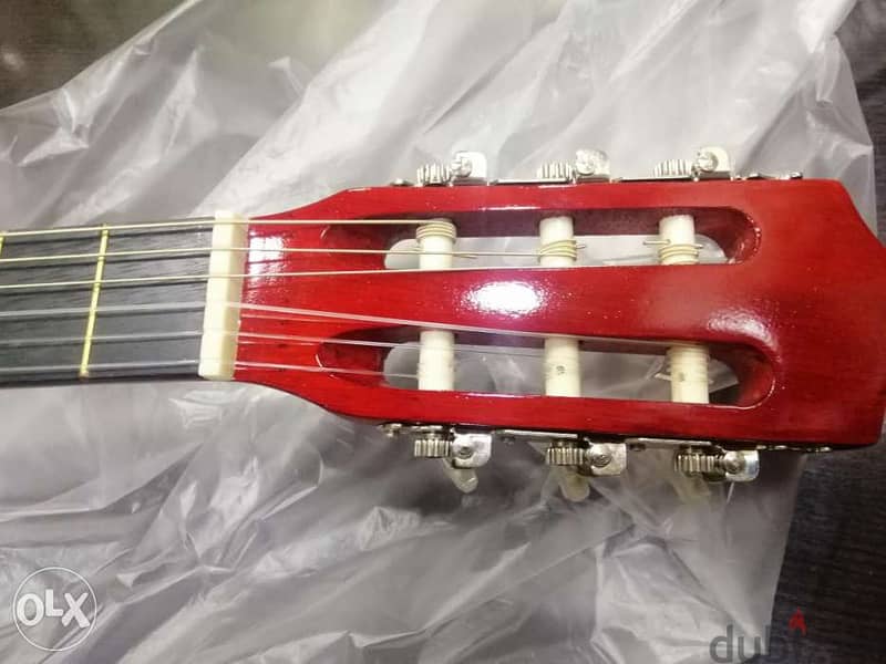 New classic guitars with bag and pics free 6