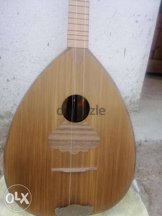 بزق صوت جميل صناعه لبنان 1