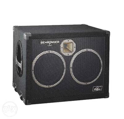 bb210 Behringer bass cabinet