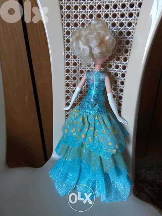 Princess CINDERELLA -Disney from Hasbro as new dressed doll=20$ 3