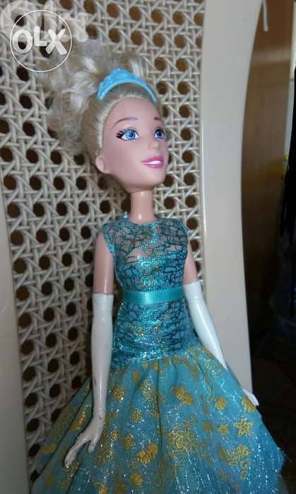 Princess CINDERELLA -Disney from Hasbro as new dressed doll=20$ 4