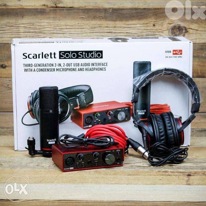 Focusrite Scarlett Solo Studio 3rd Gen Recording Bundle 0