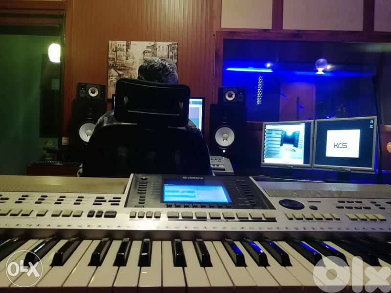 Music writer and composer and a studio records 1