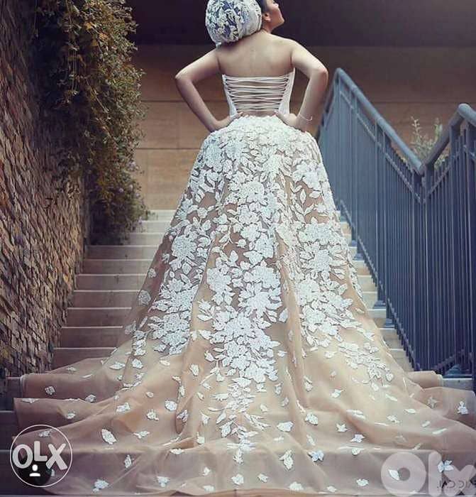 This swarovski wedding dress for sale 300$ 1