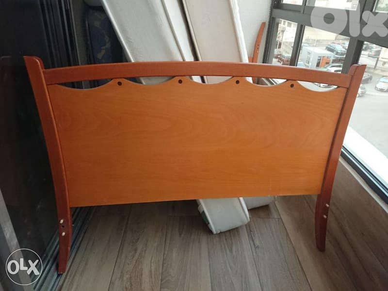 Bedroom full good condition غرفة نوم كاملة 1