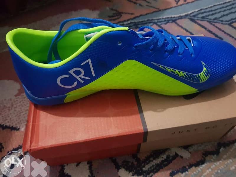 Football shoes size 45 1