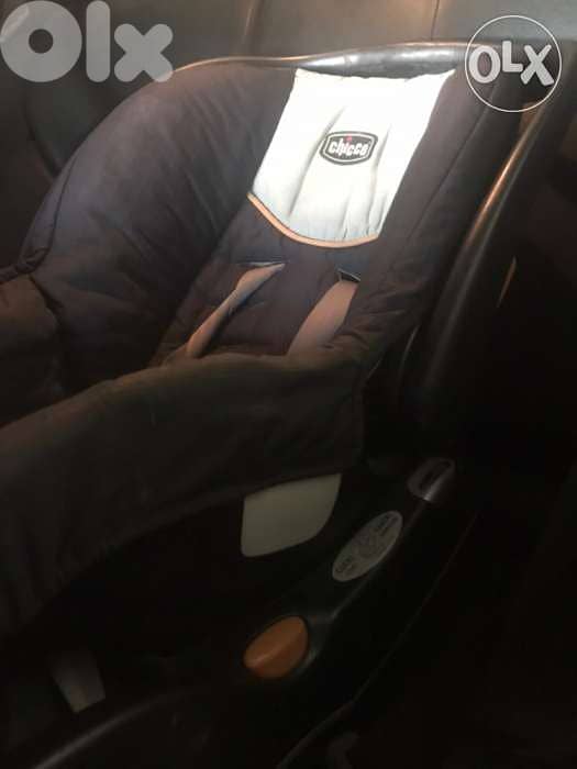 car seat Chico like new 0