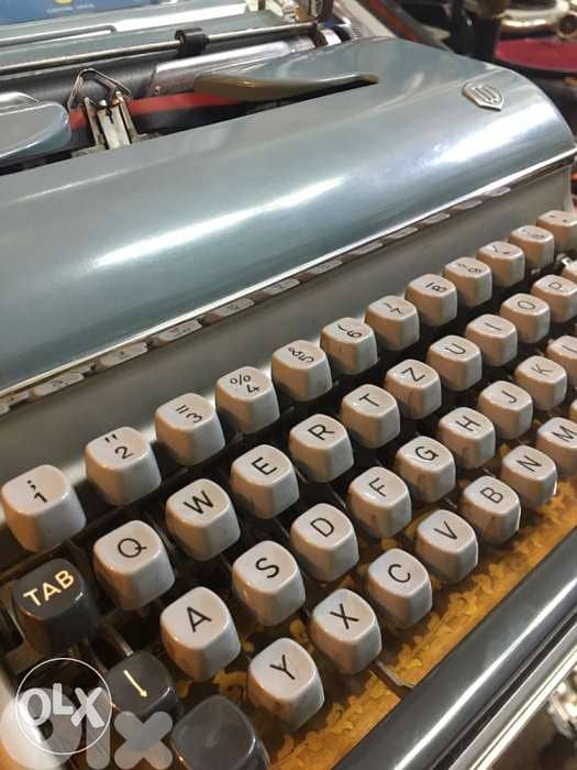 دكتيلوdactylo torpedo 18موديل1951بحالة خارقة من النظافة تعمل بشكل رائع 3