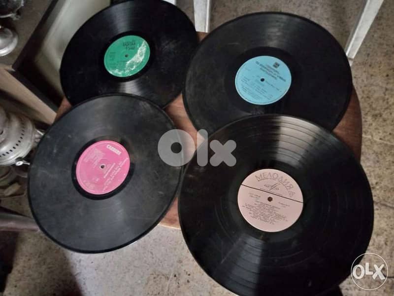 تشكيلة اسطوانات واسعة 1