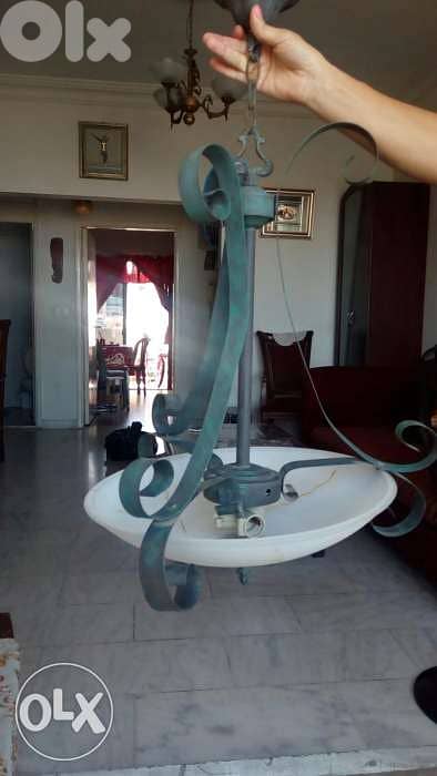 ثريا لغرفة الجلوس