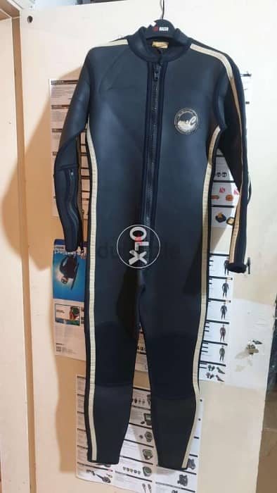 Diving suit 0