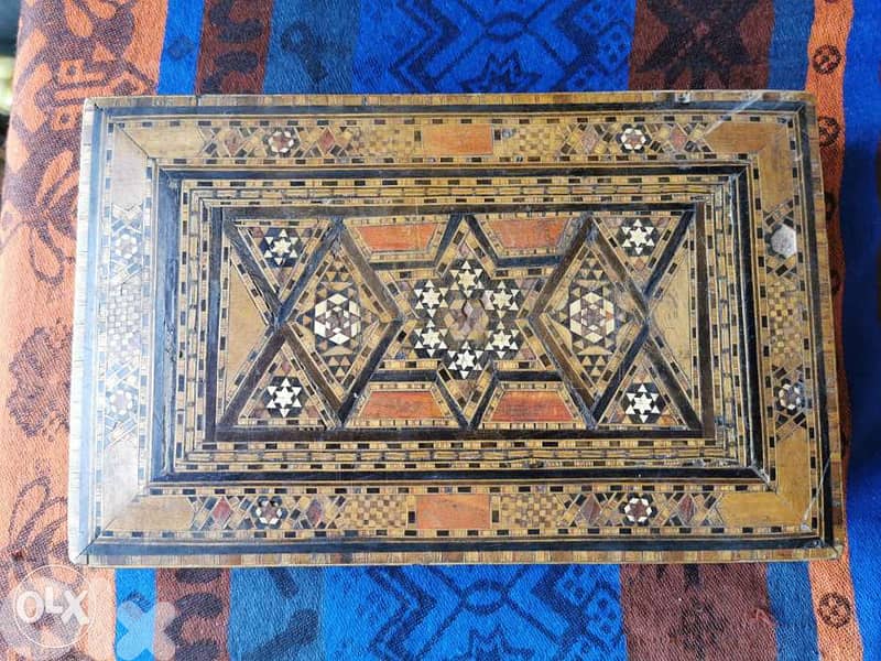 Vintage marquetry box 0
