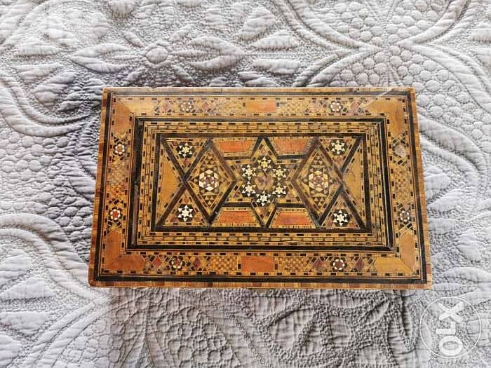 Vintage marquetry box 2