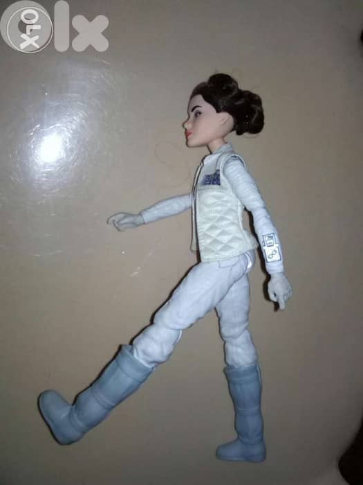 STAR WARS FORCES Of DESTINY Princess LEIA doll moving her feet &hands. 5