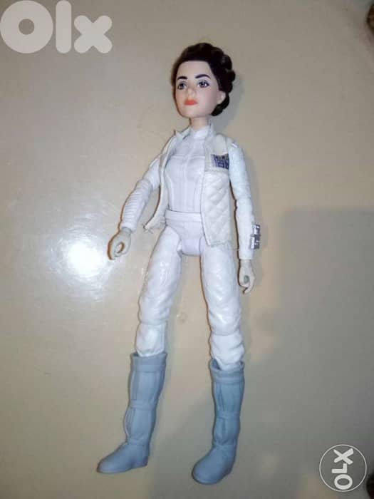 STAR WARS FORCES Of DESTINY Princess LEIA doll moving her feet &hands. 0