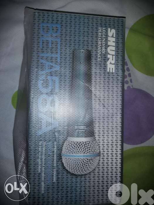 Shure beta 58A microphone 2