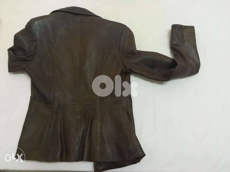 Brown leather jacket unused. Size 36 0