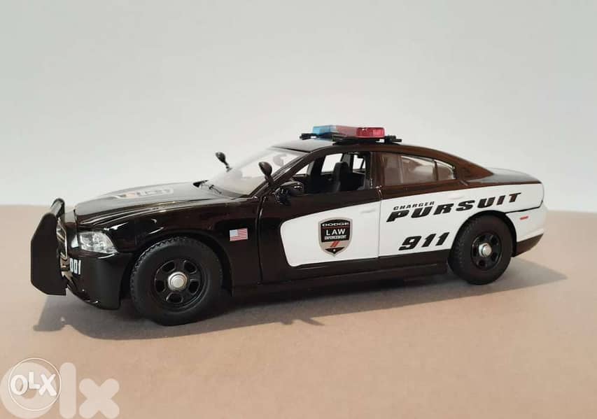 Dodge Charger 911 Pursuit diecast car model 1:24 1