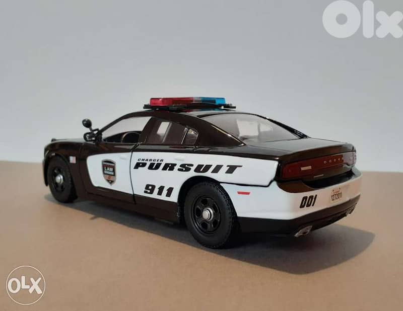 Dodge Charger 911 Pursuit diecast car model 1:24 2