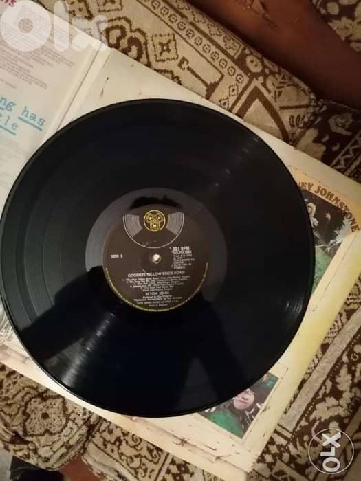 Vinyl elton john goodbye yellow brick road 4