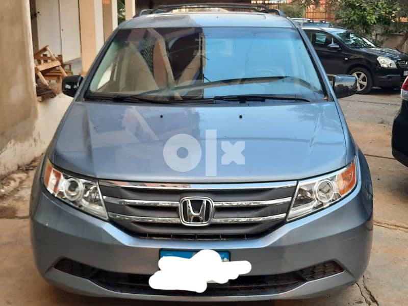 HONDA ODYSSEY 2011 E-XL LOW MILAGE 0
