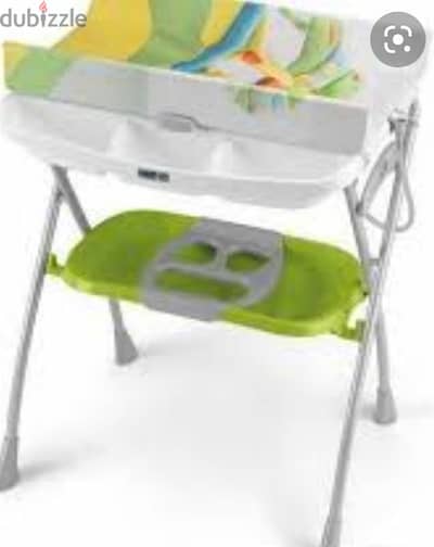 bath and changing table 0