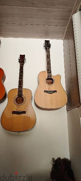 تشكيله مميزه من الغيتارات متوفر مستعمل وجديد 1