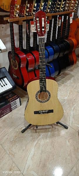 تشكيله مميزه من الغيتارات متوفر مستعمل وجديد 2