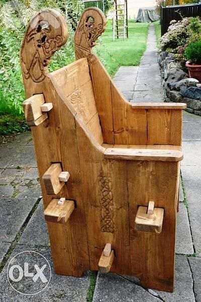 Viking large vintage wood chair كرسي عرش فايكينغ خشب 0