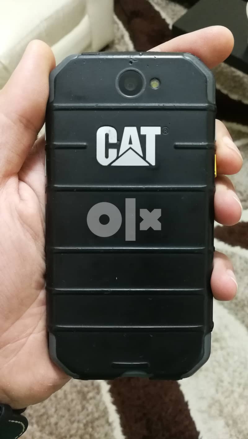 CAT S30 Rugged Phone 1