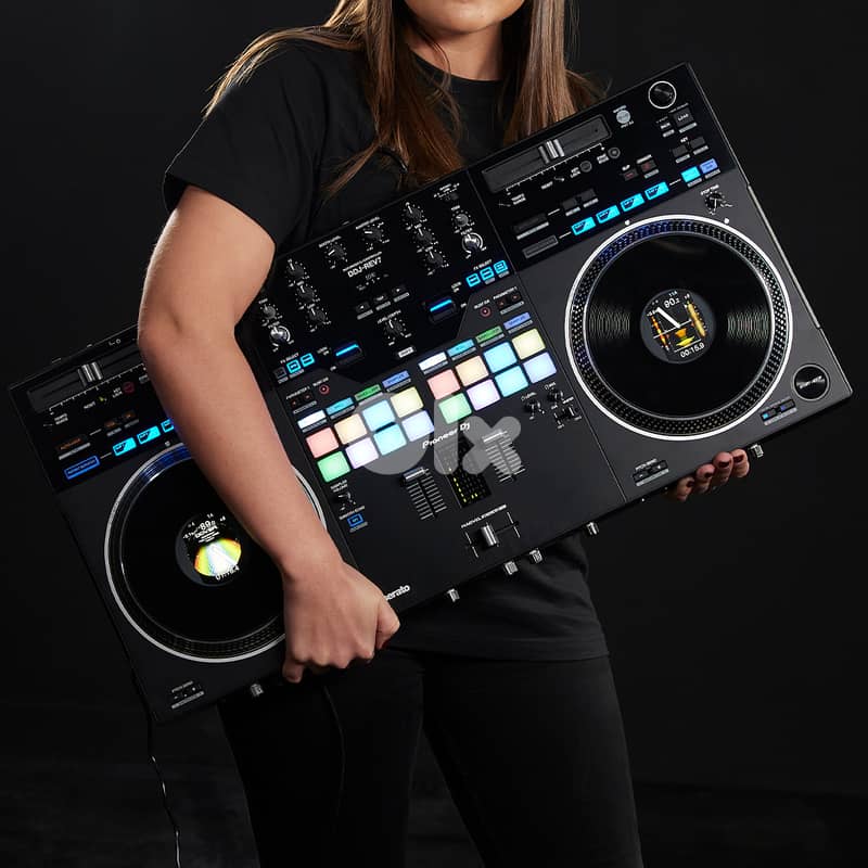Pioneer DJ DDJ-REV7 2-deck Serato DJ Controller,Magvel Fader Pro 1