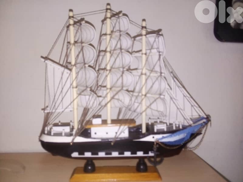 Decorative wooden ship  30*30cm 0