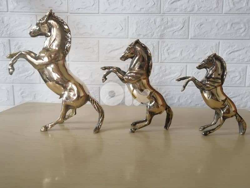 طقم أحصنة antique 0