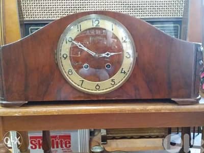 ساعة انتيكا